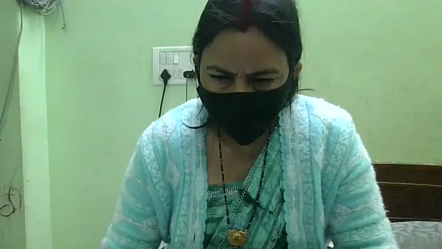 Snapshot of couplesuni chatting on December 2024 10:58:02 AM couplesuni online show from December 2024 10:58:02 AM