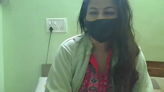 Snapshot of couplesuni chatting on January 2025 10:06:01 PM couplesuni online show from January 2025 10:06:01 PM