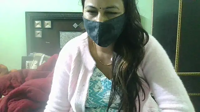 Snapshot of couplesuni chatting on February 2025 11:10:01 AM couplesuni online show from February 2025 11:10:01 AM