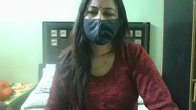 Snapshot of couplesuni chatting on February 2025 10:47:02 AM couplesuni online show from February 2025 10:47:02 AM