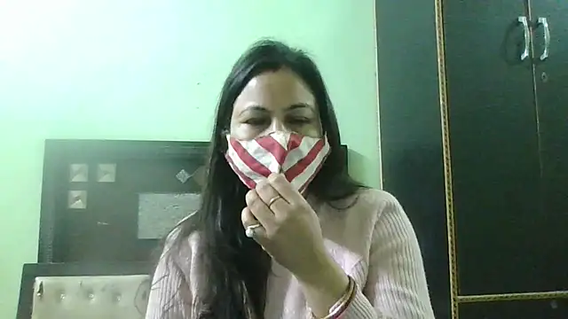 Snapshot of couplesuni chatting on February 2025 04:30:02 AM couplesuni online show from February 2025 04:30:02 AM