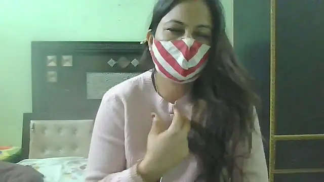 Snapshot of couplesuni chatting on February 2025 10:53:01 AM couplesuni online show from February 2025 10:53:01 AM