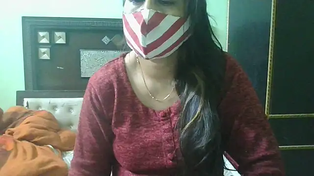 Snapshot of couplesuni chatting on February 2025 10:40:02 AM couplesuni online show from February 2025 10:40:02 AM