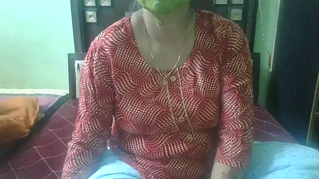 Snapshot of couplesuni chatting on October 2025 08:02:02 AM couplesuni online show from October 2025 08:02:02 AM