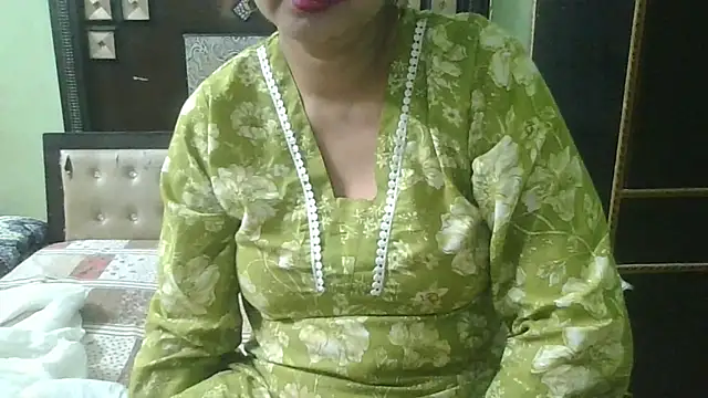 Snapshot of couplesuni chatting on October 2025 10:58:02 AM couplesuni online show from October 2025 10:58:02 AM