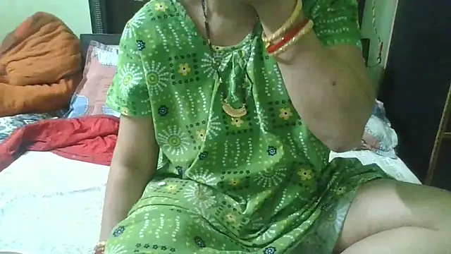 Snapshot of couplesuni chatting on October 2025 02:01:02 PM couplesuni online show from October 2025 02:01:02 PM