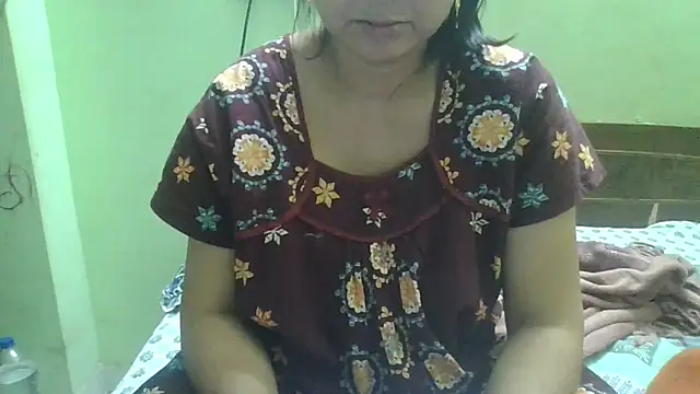 Snapshot of couplesuni chatting on November 2025 09:51:02 AM couplesuni online show from November 2025 09:51:02 AM