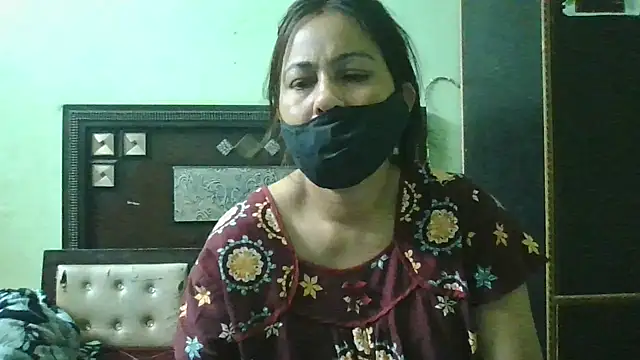 Snapshot of couplesuni chatting on March 2026 10:53:01 AM couplesuni online show from March 2026 10:53:01 AM