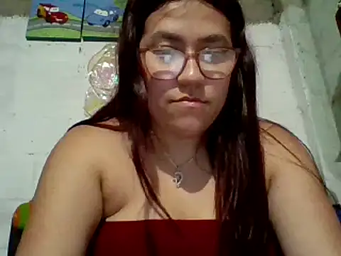 Snapshot of dafne19_ chatting on January 2025 04:25:02 AM dafne19 online show from January 2025 04:25:02 AM