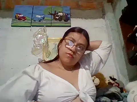 Snapshot of dafne19_ chatting on January 2025 03:11:01 AM dafne19 online show from January 2025 03:11:01 AM