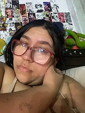 Snapshot of dafne19_ chatting on November 2025 05:06:01 AM dafne19 online show from November 2025 05:06:01 AM