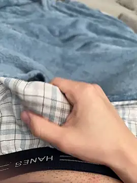 JustBoredHere11 online show from March 2026 11:08:01 PM