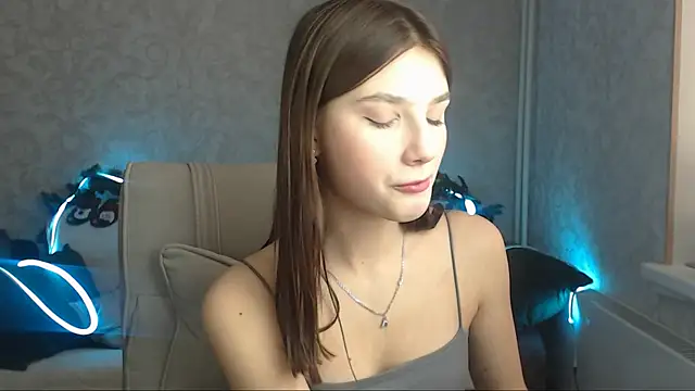 AnaHoney online show from December 2024 04:47:02 AM