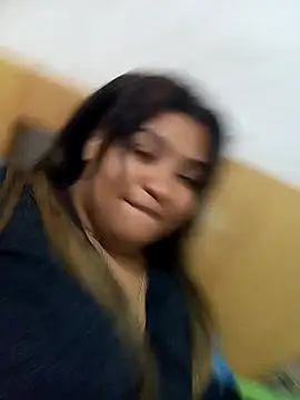 ambarlennoix online show from March 2025 07:06:02 PM