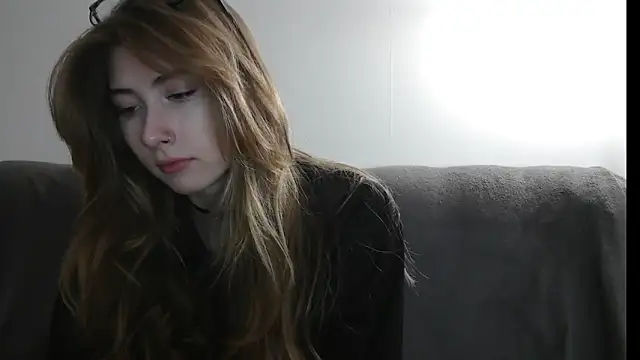 Snapshot of ErikaShyy chatting on December 2024 05:02:01 PM ErikaShyy online show from December 2024 05:02:01 PM