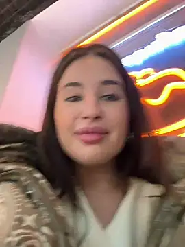 Sophie Avory online show from February 2025 04:25:02 PM