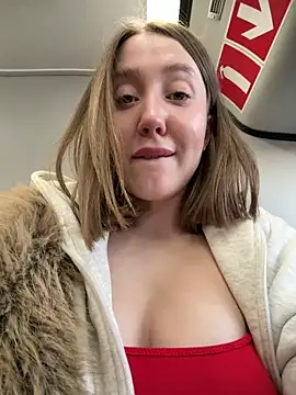 Snapshot of Sophie_Avory chatting on April 2026 04:11:02 PM Sophie Avory online show from April 2026 04:11:02 PM