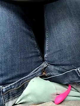 geilehecke1 online show from November 2025 07:31:02 AM