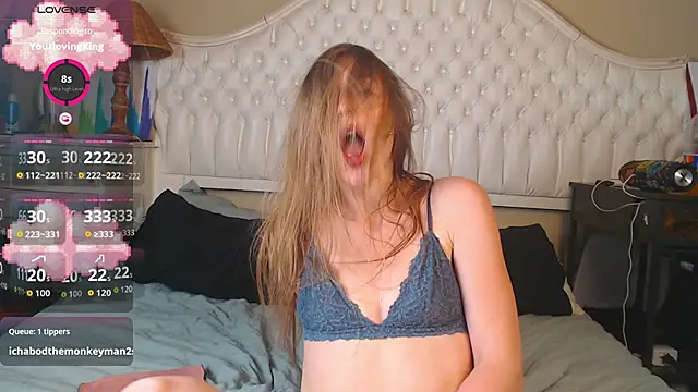 Snapshot of peachyview chatting on October 2025 11:11:02 AM peachyview online show from October 2025 11:11:02 AM