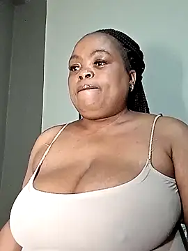 Snapshot of hugemelonsxxx chatting on June 2026 05:43:02 PM hugemelonsxxx online show from June 2026 05:43:02 PM