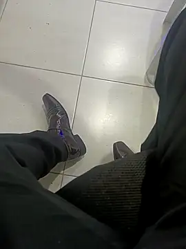 safadao3323 online show from February 2025 01:11:01 PM