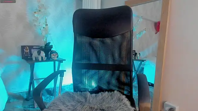 Snapshot of CyntiaAdams chatting on February 2025 06:54:01 PM CyntiaAdams online show from February 2025 06:54:01 PM