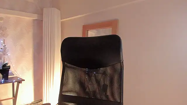 Snapshot of CyntiaAdams chatting on March 2025 11:49:02 AM CyntiaAdams online show from March 2025 11:49:02 AM