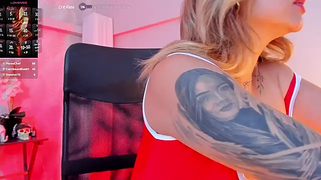 Snapshot of CyntiaAdams chatting on March 2025 09:35:01 PM CyntiaAdams online show from March 2025 09:35:01 PM