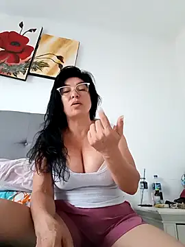 katysquirtdirty online show from February 2026 11:00:01 PM