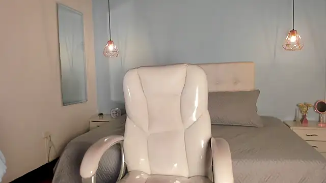 Emma23   online show from February 2025 12:38:02 AM