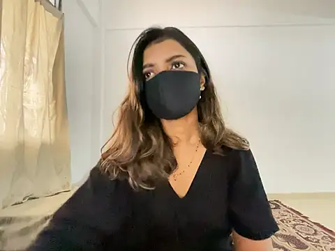 Snapshot of MaYaa__11 chatting on December 2024 03:27:02 AM MaYaa 11 online show from December 2024 03:27:02 AM