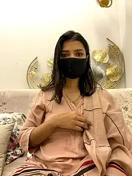 Snapshot of MaYaa__11 chatting on November 2025 06:56:02 AM MaYaa 11 online show from November 2025 06:56:02 AM