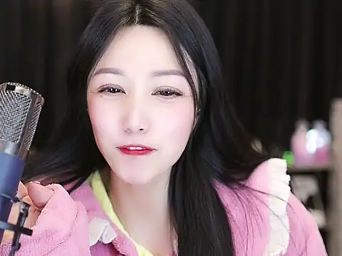 Nuyoah-77 online show from February 2025 08:20:02 PM