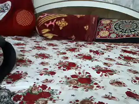 Snapshot of Bani_love2 chatting on February 2025 05:56:02 AM Bani love2 online show from February 2025 05:56:02 AM