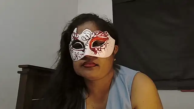 Maya8175 online show from February 2025 01:22:01 AM