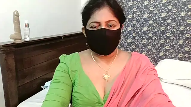 Maya8175 online show from September 2025 05:12:02 PM