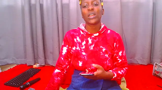 Snapshot of SexyCamilaxx chatting on February 2025 10:43:02 AM SexyCamilaxx online show from February 2025 10:43:02 AM