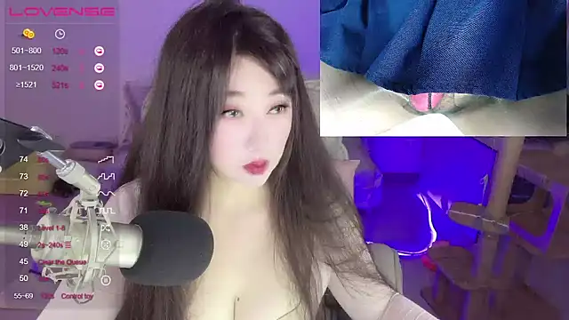 Snapshot of jessie116 chatting on October 2025 09:02:01 AM jessie116 online show from October 2025 09:02:01 AM