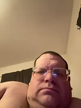 Snapshot of treatbobnicer chatting on February 2025 10:51:01 AM treatbobnicer online show from February 2025 10:51:01 AM