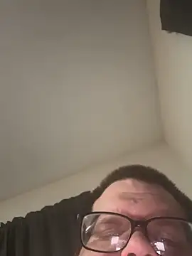 Snapshot of treatbobnicer chatting on October 2025 12:12:02 PM treatbobnicer online show from October 2025 12:12:02 PM