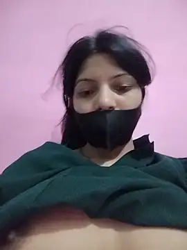 Hotty-Divya online show from May 2026 03:02:02 AM