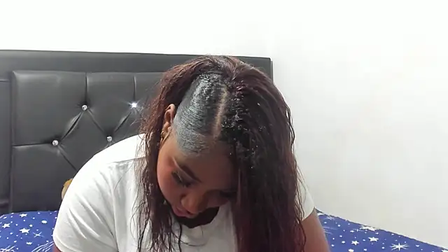 Snapshot of Natassha_brown1 chatting on January 2026 12:13:01 AM Natassha brown1 online show from January 2026 12:13:01 AM