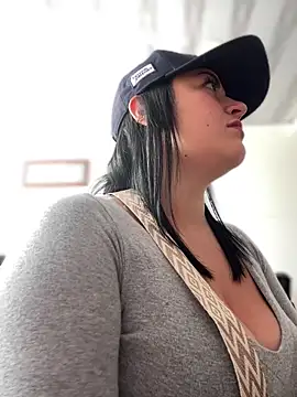 Lesly 10- online show from March 2026 08:50:01 PM