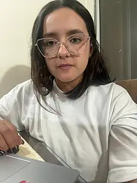 Snapshot of kae_styles chatting on February 2026 04:20:01 AM kae styles online show from February 2026 04:20:01 AM