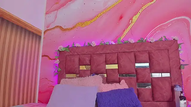 melody paris online show from November 2025 10:59:02 AM