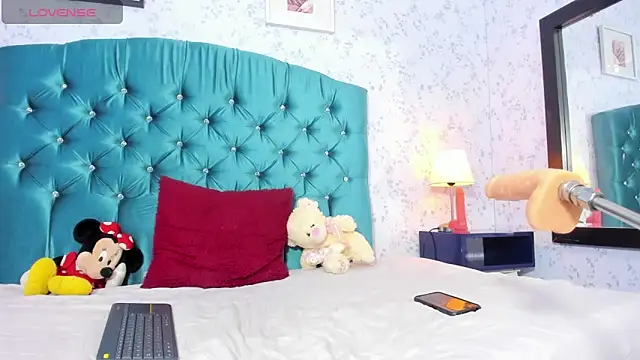 Snapshot of Elii_ross chatting on January 2025 08:21:02 PM Elii ross online show from January 2025 08:21:02 PM