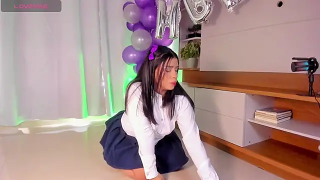 Snapshot of Elii_ross chatting on October 2025 07:16:01 PM Elii ross online show from October 2025 07:16:01 PM