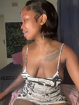 Snapshot of InkLady444 chatting on December 2024 07:52:02 PM InkLady444 online show from December 2024 07:52:02 PM