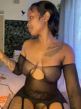 Snapshot of InkLady444 chatting on January 2025 04:26:01 AM InkLady444 online show from January 2025 04:26:01 AM