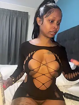 Snapshot of InkLady444 chatting on September 2025 04:05:01 AM InkLady444 online show from September 2025 04:05:01 AM